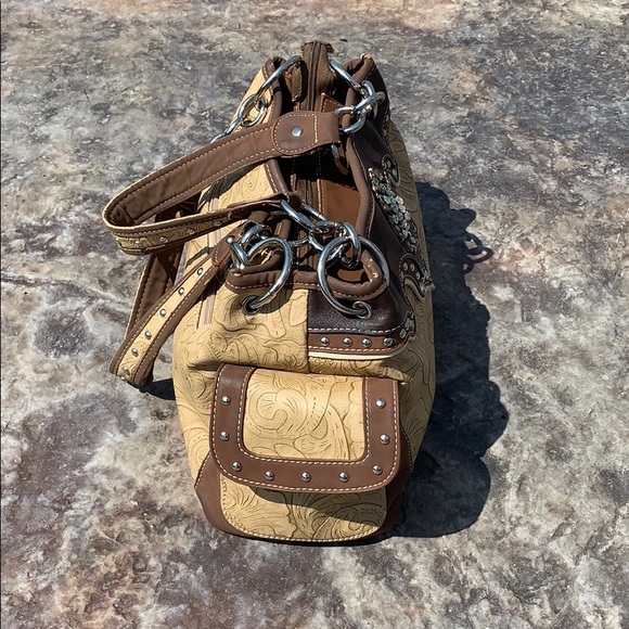 Woman’s Blazin Roxx Purse with Rhinestones - Picture 3 of 11